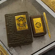 Подарочный набор «Ежедневник, кожаная визитница, ручка с гравировкой» — фотография 1