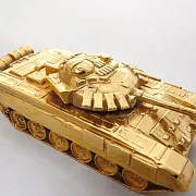 На память: Миниатюра танка Т-72М1М из бронзы с позолотой — фотография 5