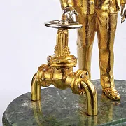 Бронзовая статуэтка «Работник ЖКХ» на змеевике — оригинальный подарок — фотография 3