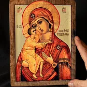 Икона Божией Матери "Феодоровская" с ковчегом в подарок — фотография 5